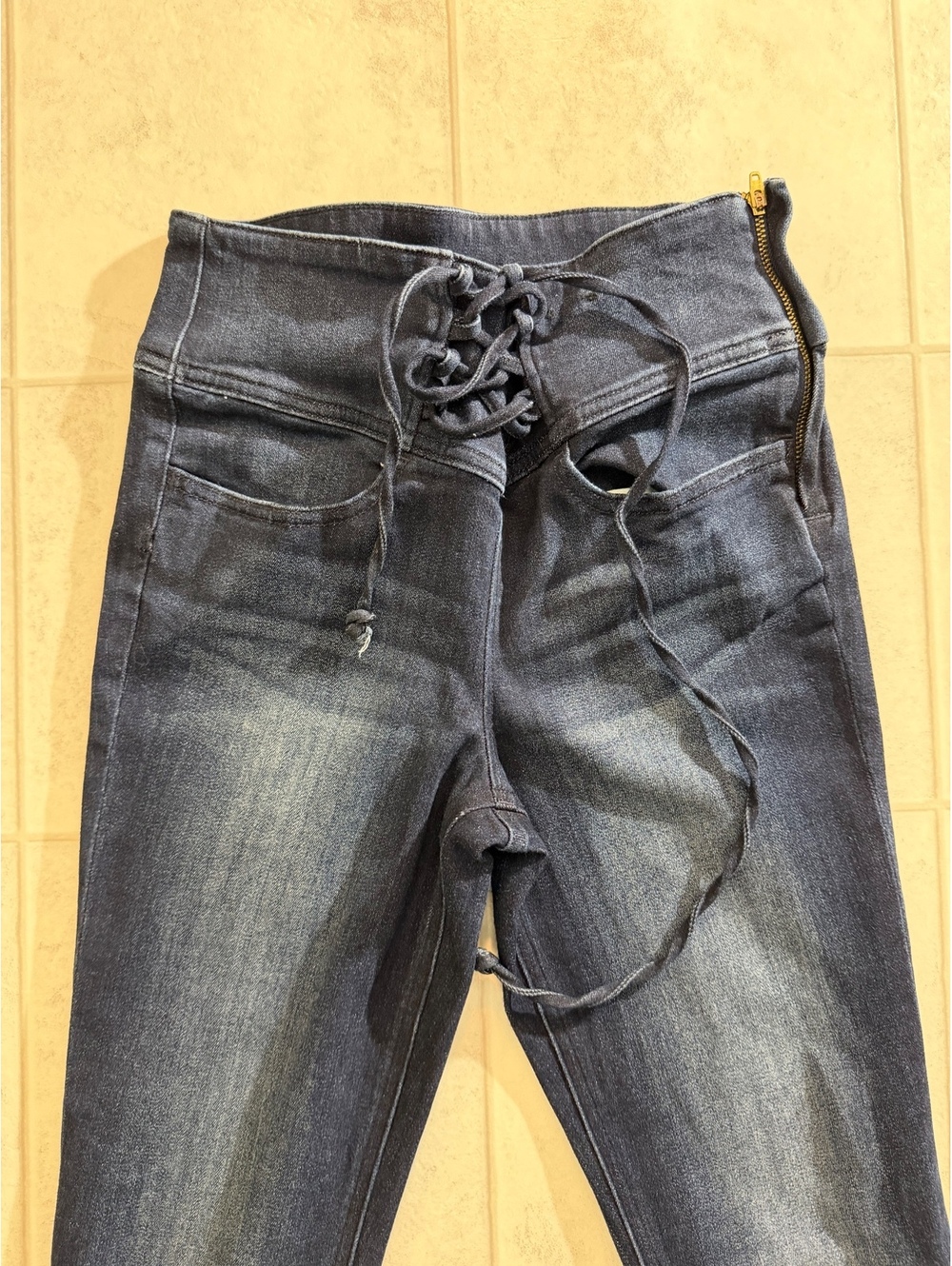 Express High Rise Legging Jeans Size 2 - Picture 2 of 5
